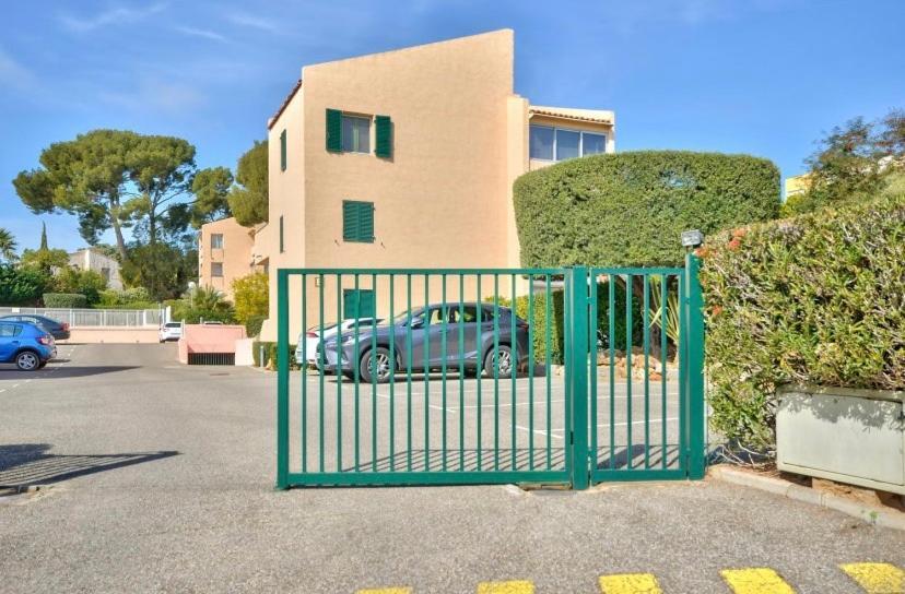 Apartamento Studio Avec Piscines A 500M De La Plage Bandol Exterior foto