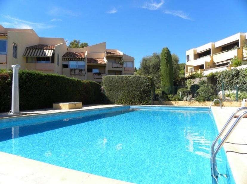 Studio Avec Piscines A 500M De La Plage Bandol Exterior foto